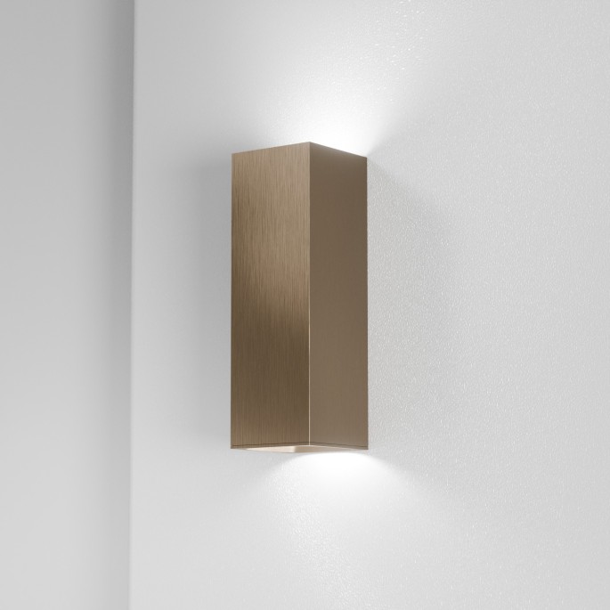 QUBETTO 21x2 wall light