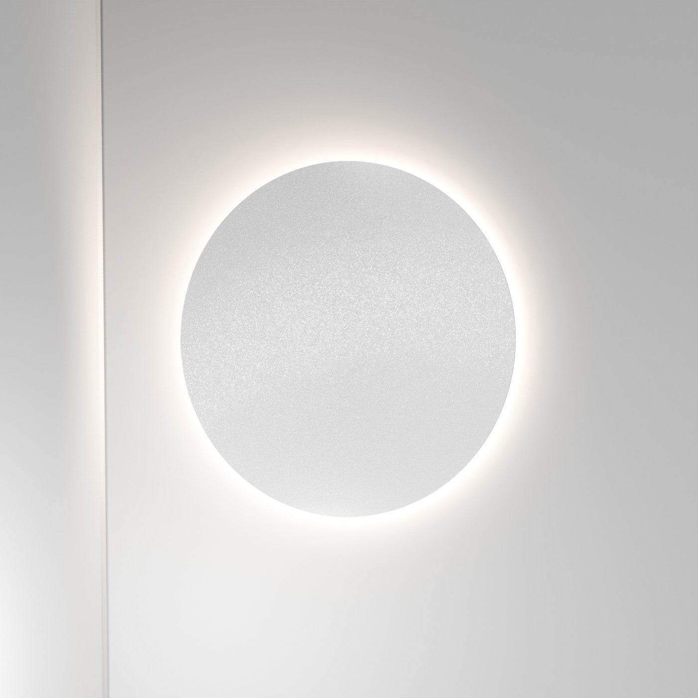 LUNA 28